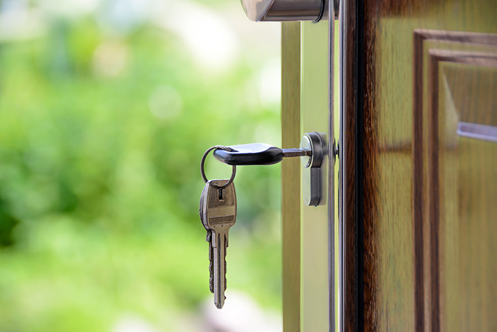 A2B Locks are able to provide local locksmiths in Fortis Green to repair your broken locks. 